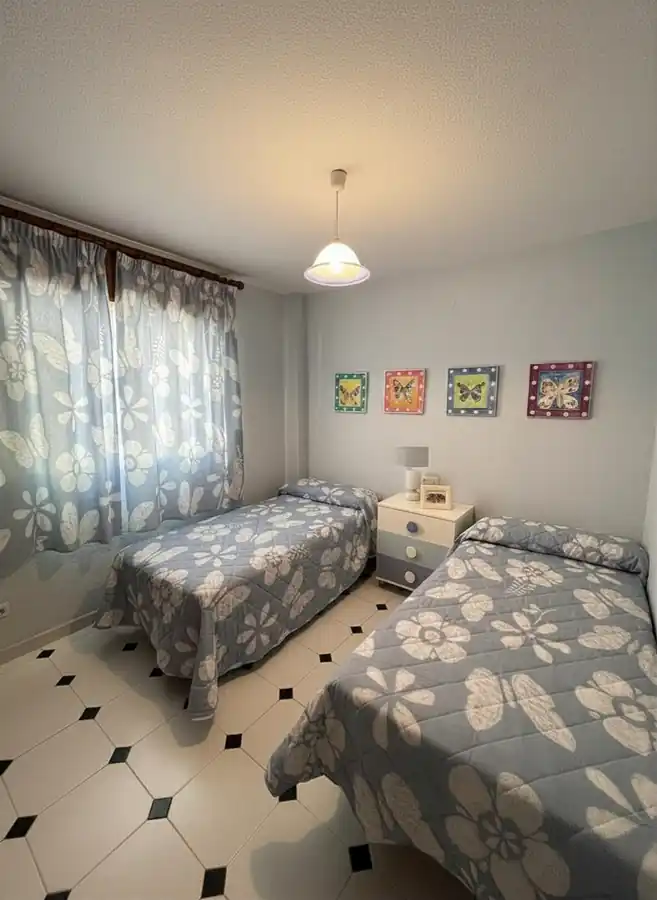Fuengirola apartment · Secondary bedroom